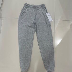 ALO Yoga Light Gray Sweatpants